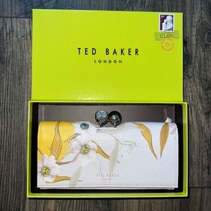 NWT Ted Baker Light Pink Odea Cabanna Bobble Matinee Wallet